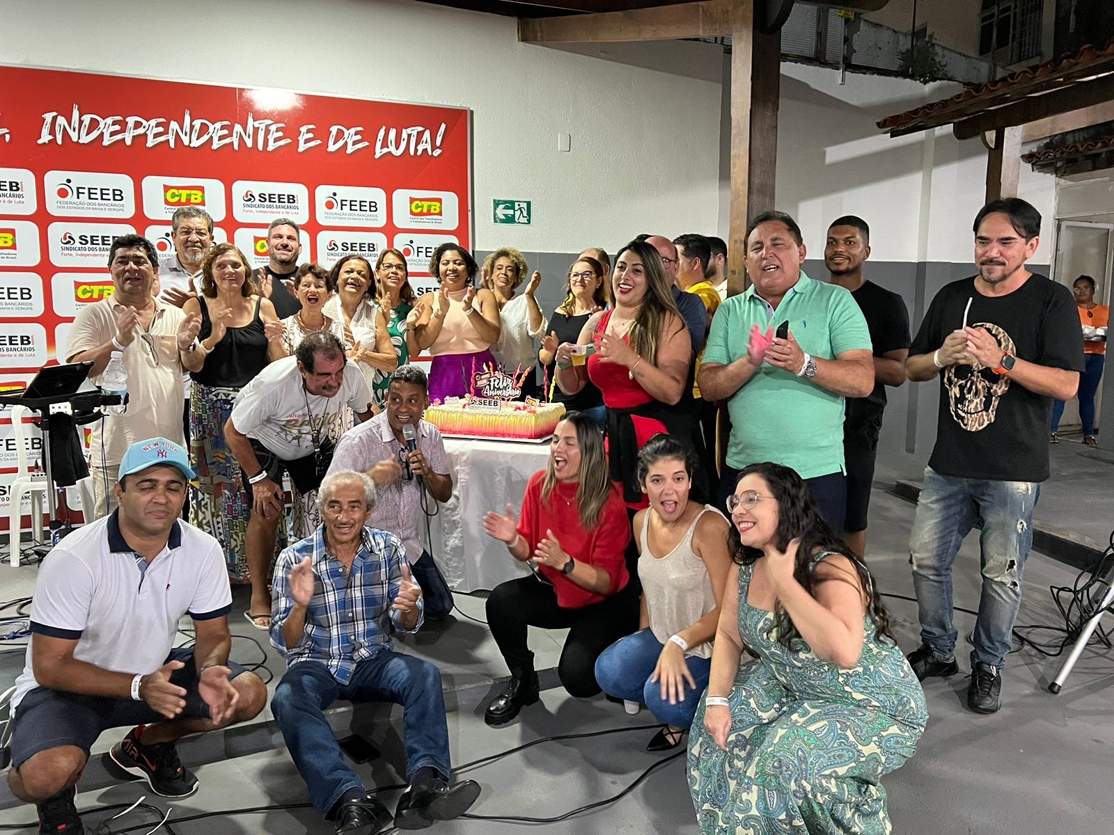 904fdfcdb7433fefff87f9e6ff2a3525